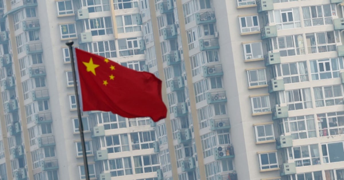 China's factory output, retail sales growth slump in blow to economy