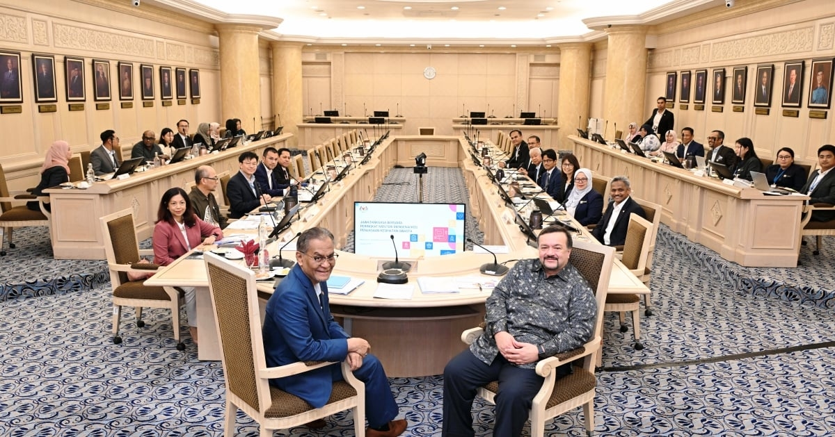 Finance, health ministries form joint committee to tackle private healthcare costs, medical inflation