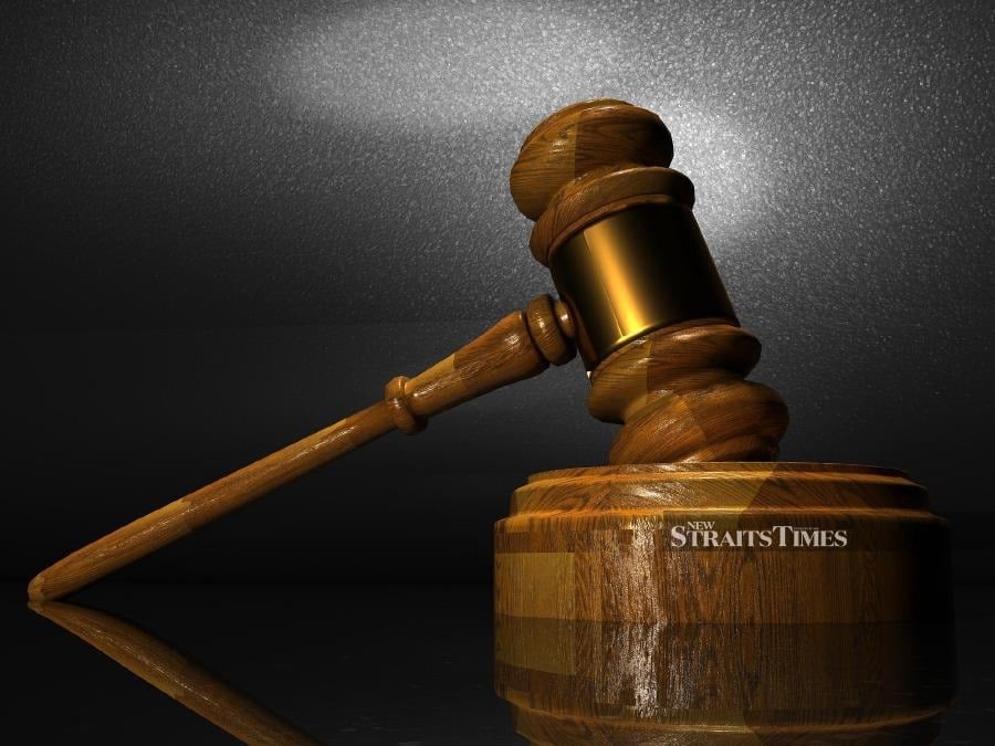 [UPDATED] High Court dismisses Najib's ex-lawyers' suit against Malaysian Bar