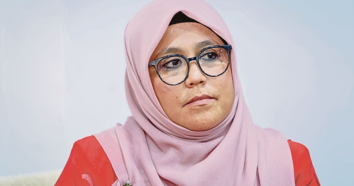 Mas Ermieyati breaks down talking about deaths of Zara Qairina, Palapes trainees