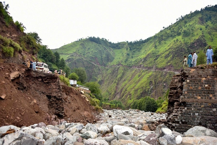 'Doomsday' monsoon rains lash Pakistan, killing almost 200 people