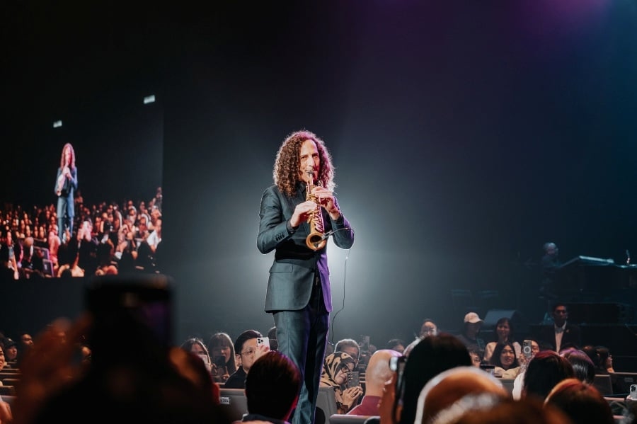#SHOWBIZ: Kenny G serenades Malaysia with timeless sax appeal
