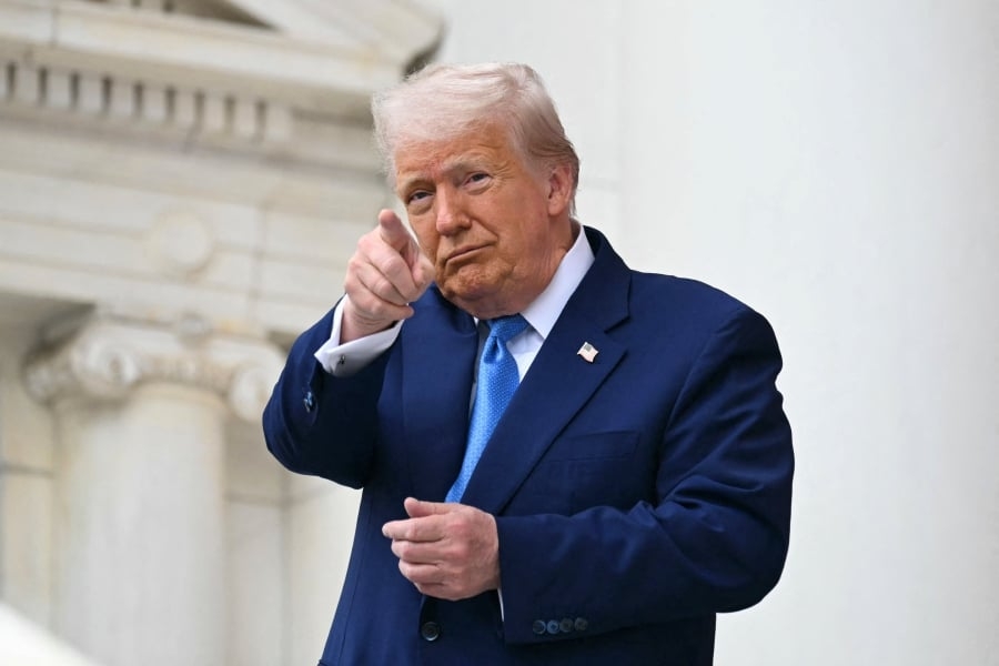 US pushes countries for best offers by Wednesday as tariff deadline looms