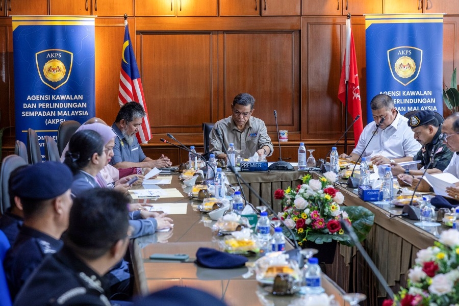 Saifuddin confirms second 'Friendship Bridge' project on track
