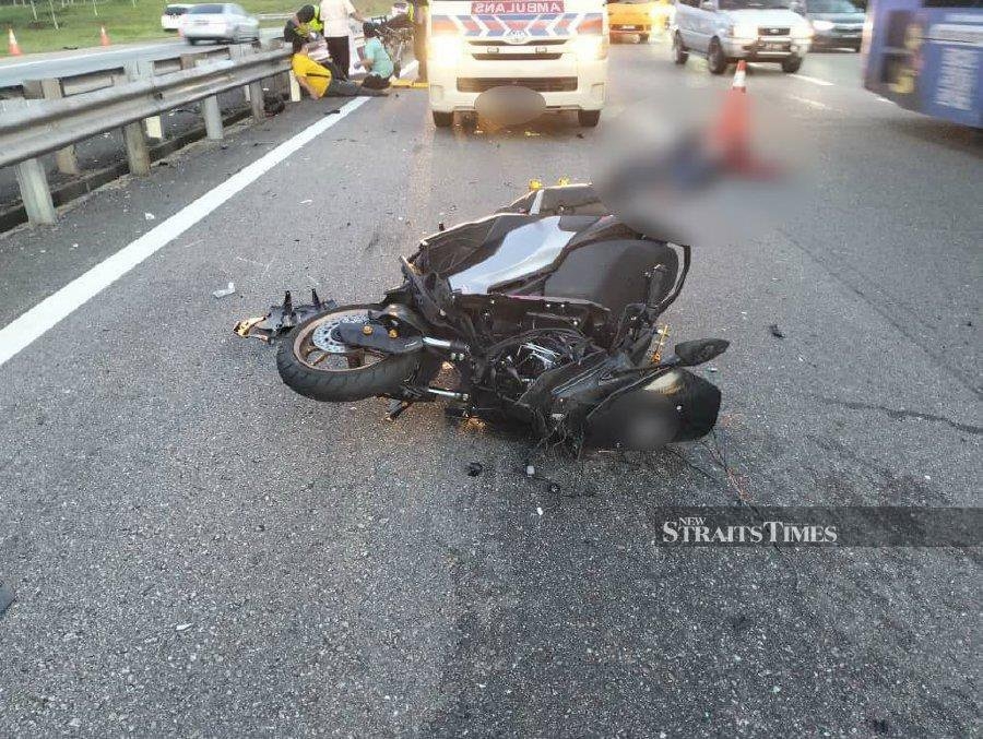 Motorcyclist crashes - then fatally hit during rescue