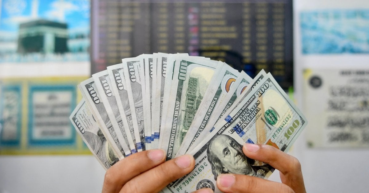 Asia FX rallies as dollar weakness provides respite from tariff blitz