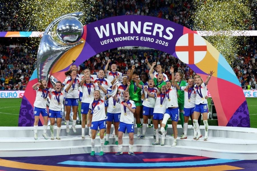Defending champions England beat Spain on penalties to win Women's Euro 2025
