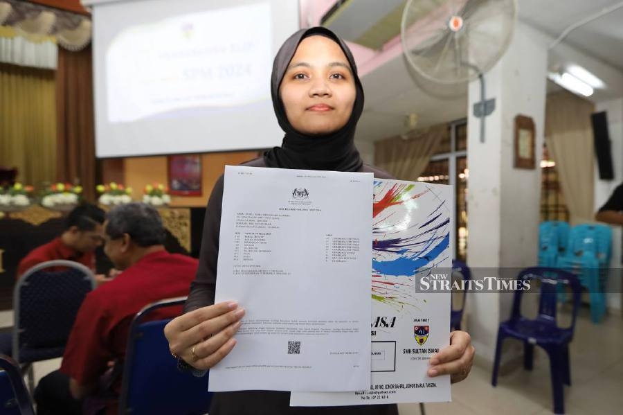 Policeman's daughter aces SPM to repay family's sacrifices