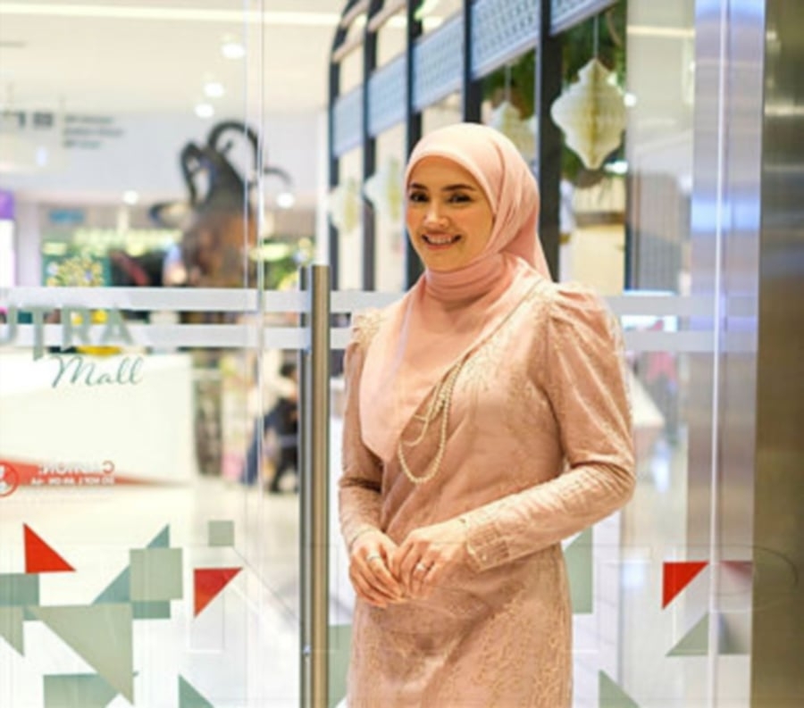 #SHOWBIZ: Fazura's stark warning: Inner emptiness in marriage could mean divorce