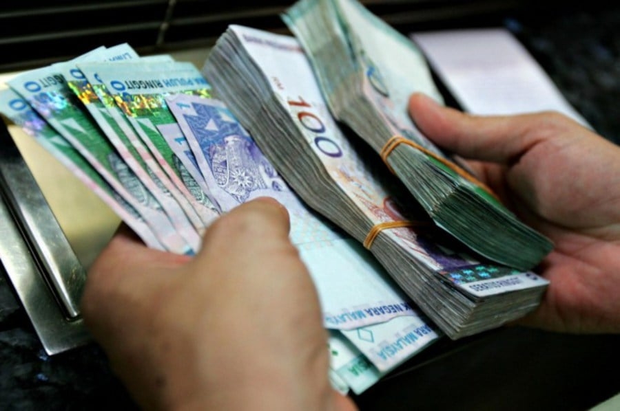 Ringgit opens higher against greenback as US-China trade talks resume
