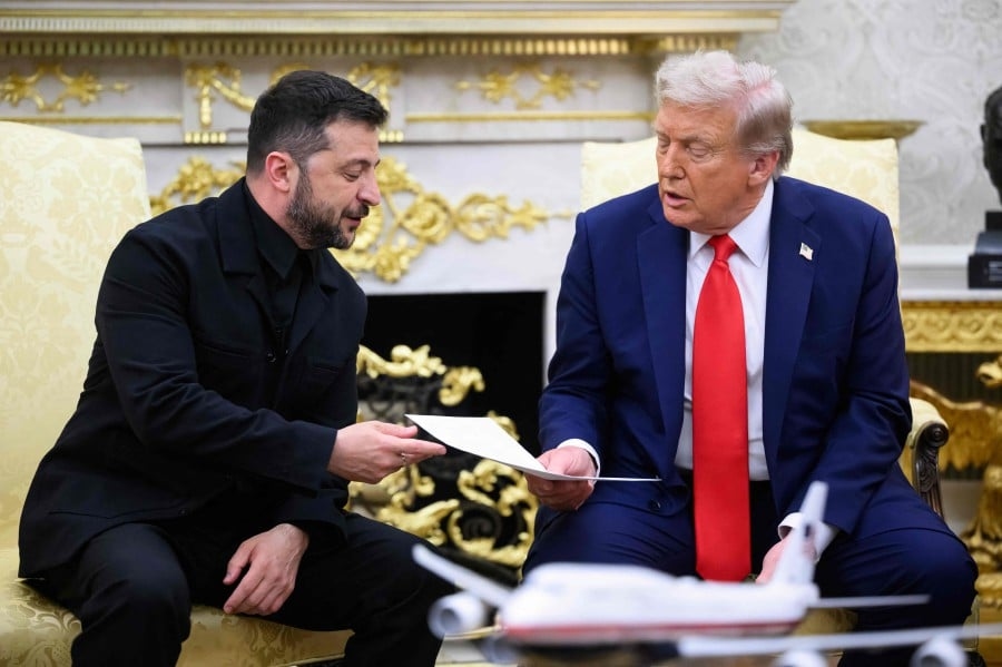 'You look fabulous in that suit!' Zelenskyy outfit wows Trump