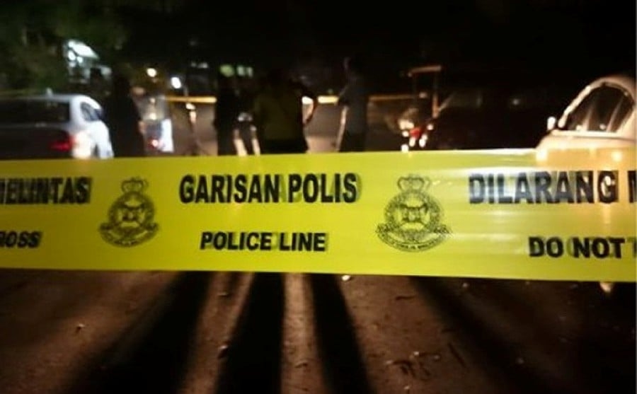 Man killed, two injured in three-motorcycle crash