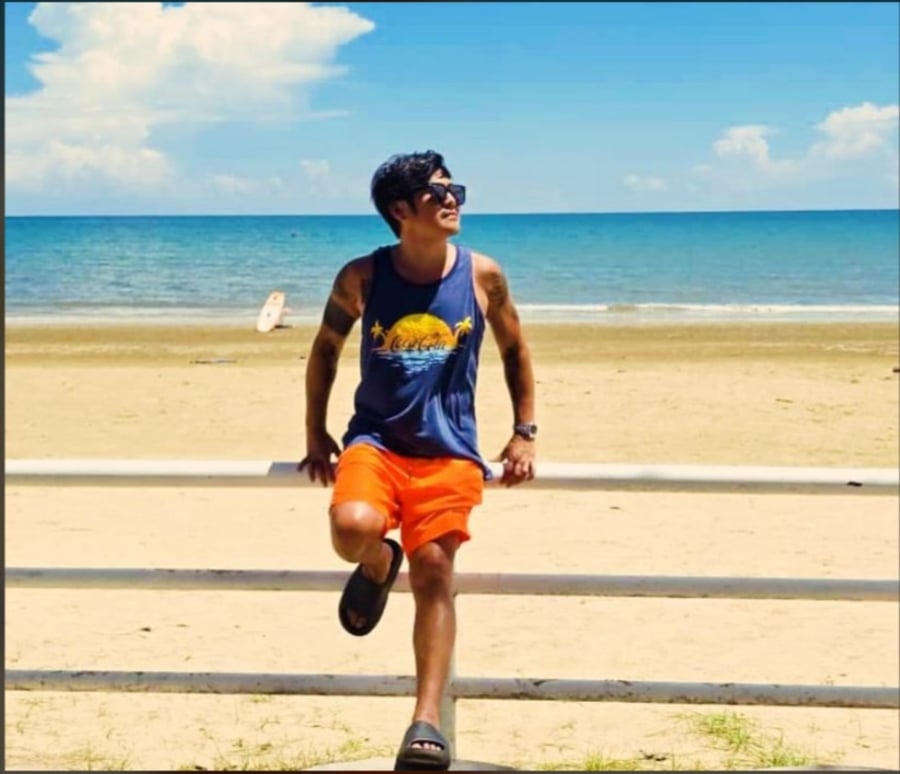 #SHOWBIZ: Taiwan-based singer Gary Chaw returns to Sabah for holiday with daughter