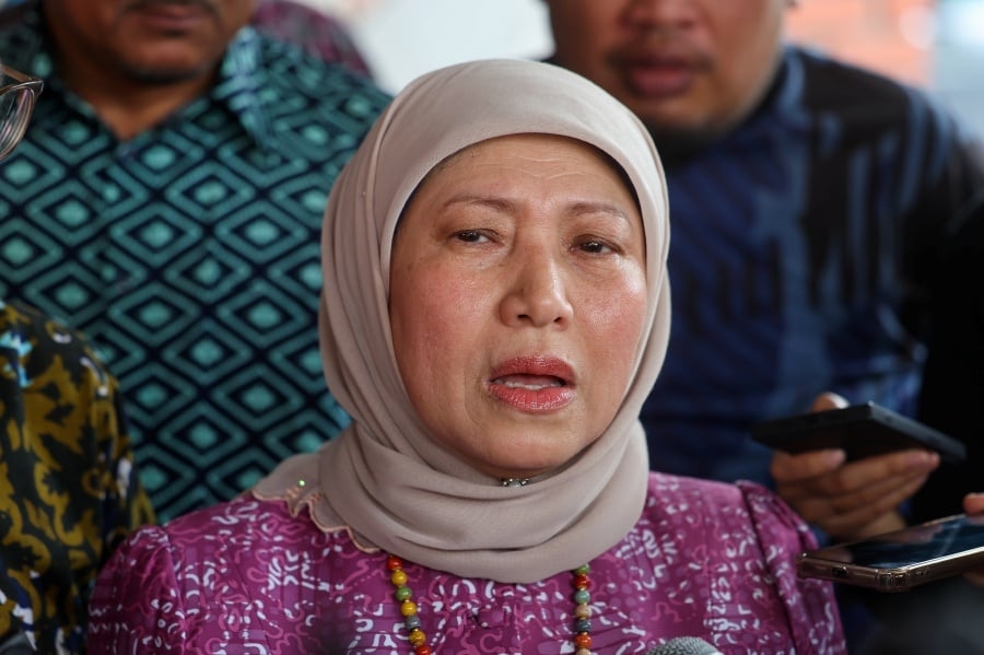 Government open to reviewing laws on bullying, says minister