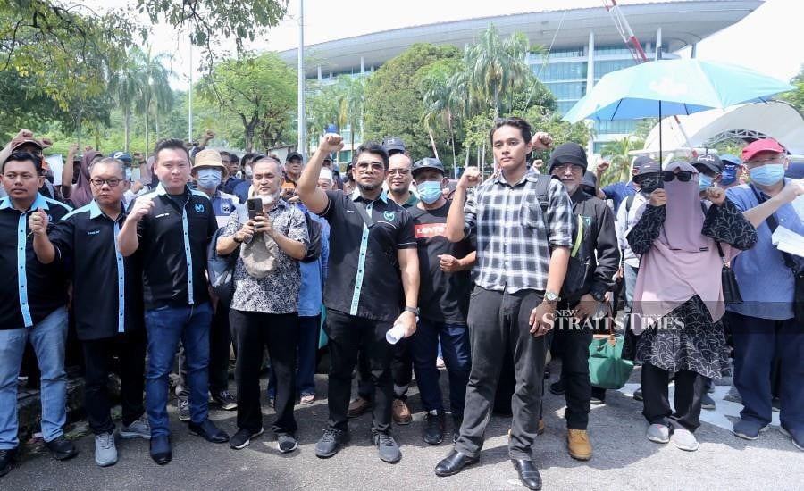 Investors seek probe into firm linked to RM80 million in losses