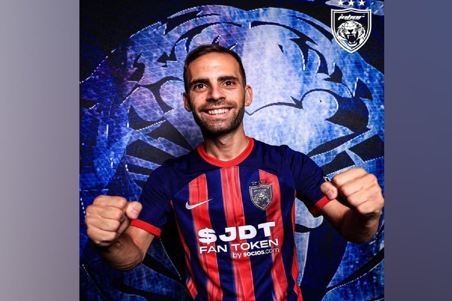 Hevel becomes latest Harimau Malaya star to join JDT