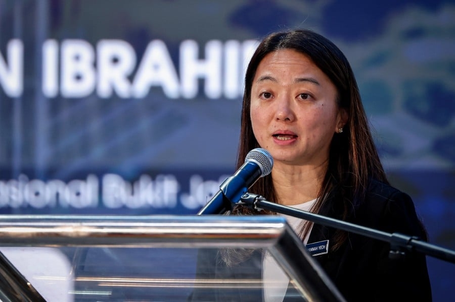 Yeoh: Don't racialise decision to leave out silambam from Sukma