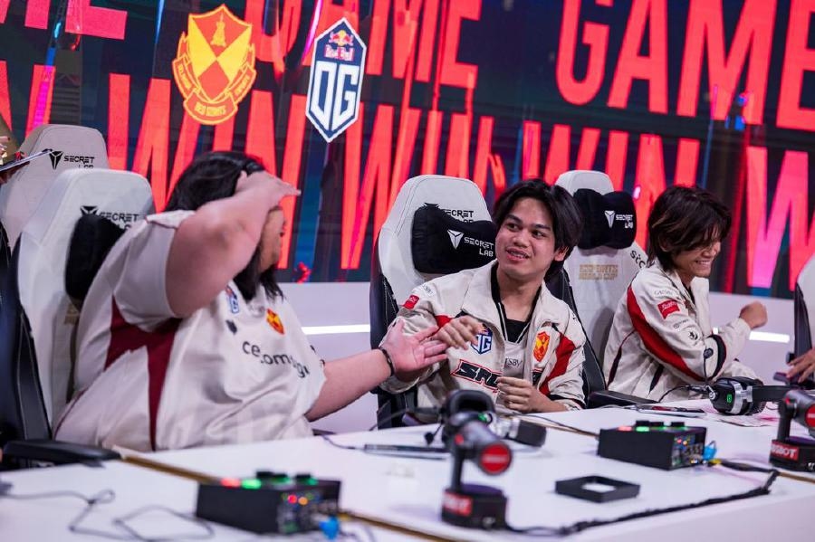 SRG.OG advance as HomeBois shown exit at MSCxEWC
