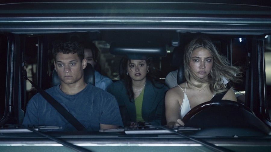 #SHOWBIZ: 'I Know What You Did Last Summer' returns, but the hook feels blunt