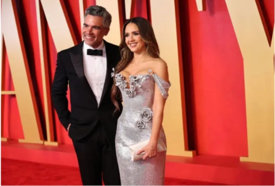 #SHOWBIZ: Jessica Alba, Cash Warren list RM83 million estate amidst divorce