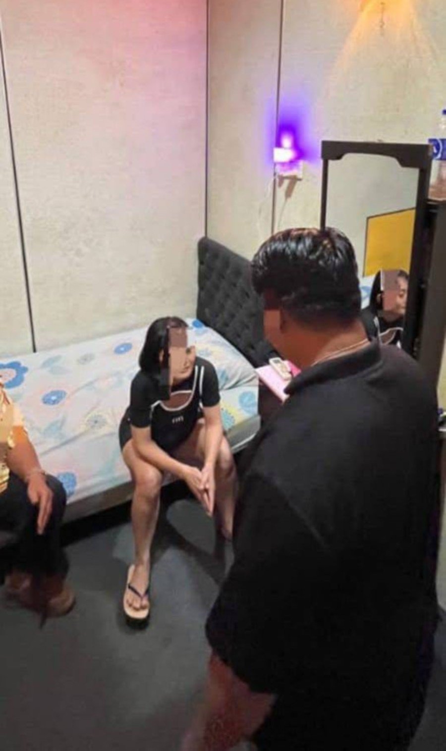 Late-night khalwat raid: Married man caught at divorcee's home in Kluang