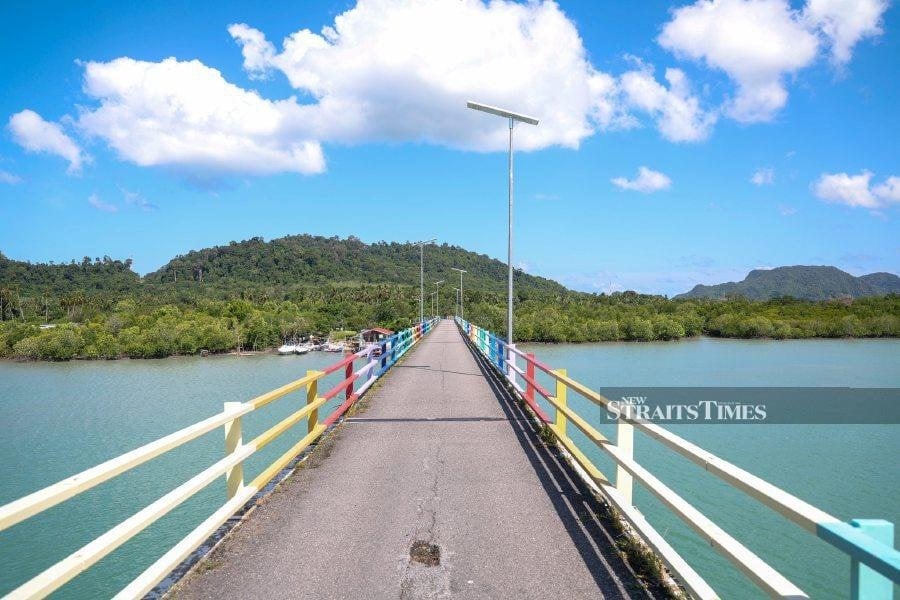 Bridge connecting Pulau Tuba, Pulau Dayang Bunting in procurement stage