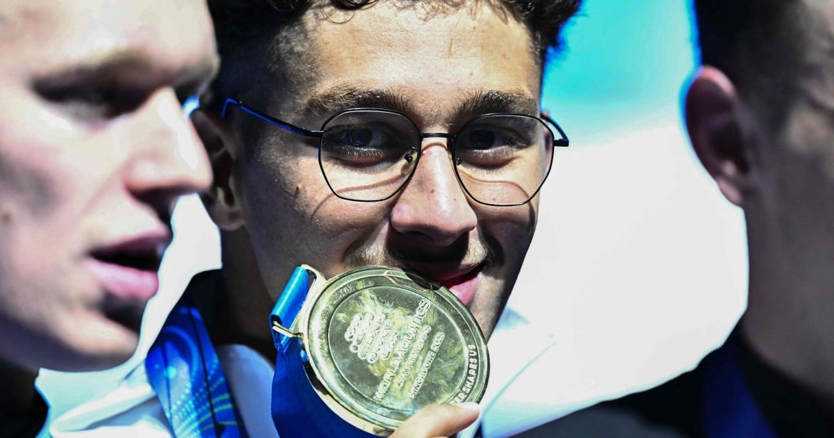 Tunisia's Jaouadi wins 800m freestyle gold for first major title