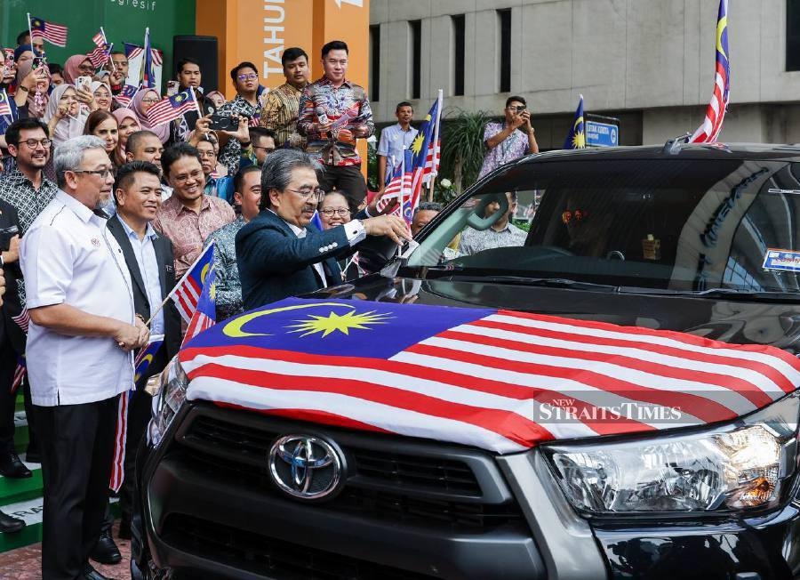 Johari: Reviving idle rubber land to cut RM7bil import bill