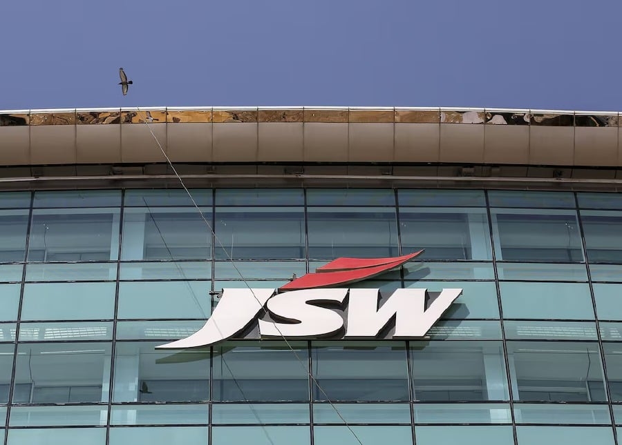 JSW strengthens India paints push with $1.6 billion Akzo Nobel unit deal