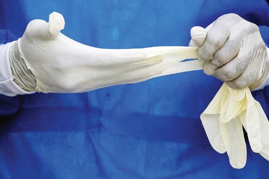 Analysts caution on US-China tariff rollback's effect on glove makers