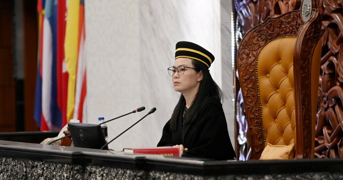 Parliament: Tempers flare as opposition MP issues May 13 'warning'over 13MP