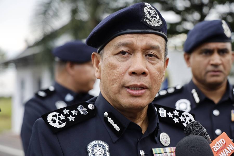 Two arrested over effigy of PM at Pas-led rally