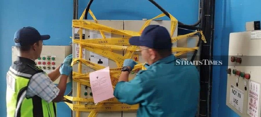 Foamy effluent from glove factory sparks shutdown order