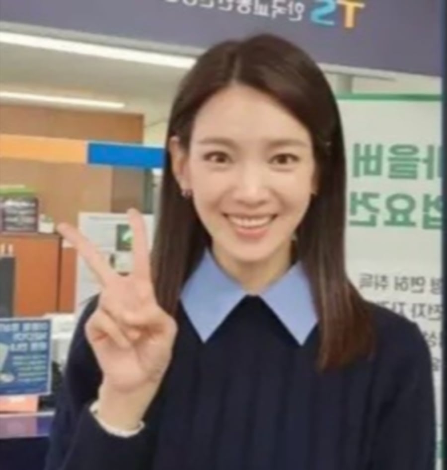 #SHOWBIZ: Cheated by ex-husband, actress becomes taxi driver to raise daughter