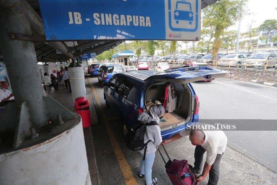 LTA: No plans to liberalise Singapore-Malaysia cross-border ride-hail services