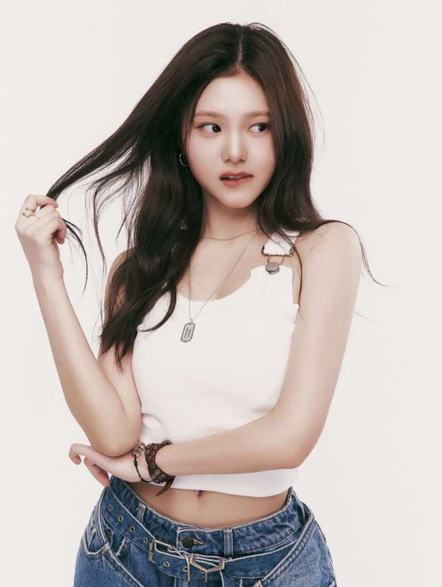 #SHOWBIZ: Lingling becomes Malaysia's first female K-pop idol