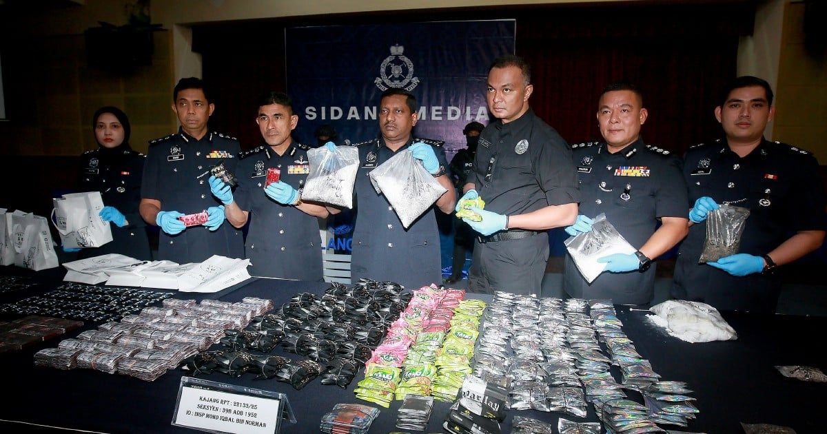 Cops bust Alstonia gang with arrest of nine, seizure of drugs worth RM5.1mil