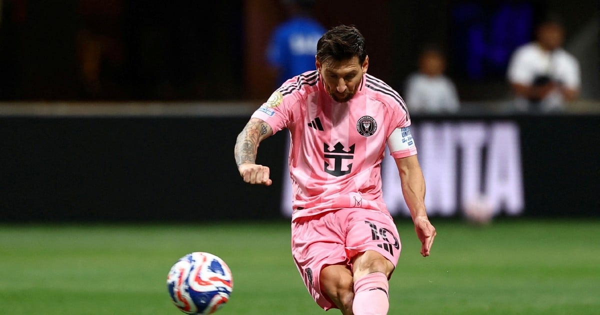 Messi strikes again! Magical free kick pushes Inter Miami past Porto