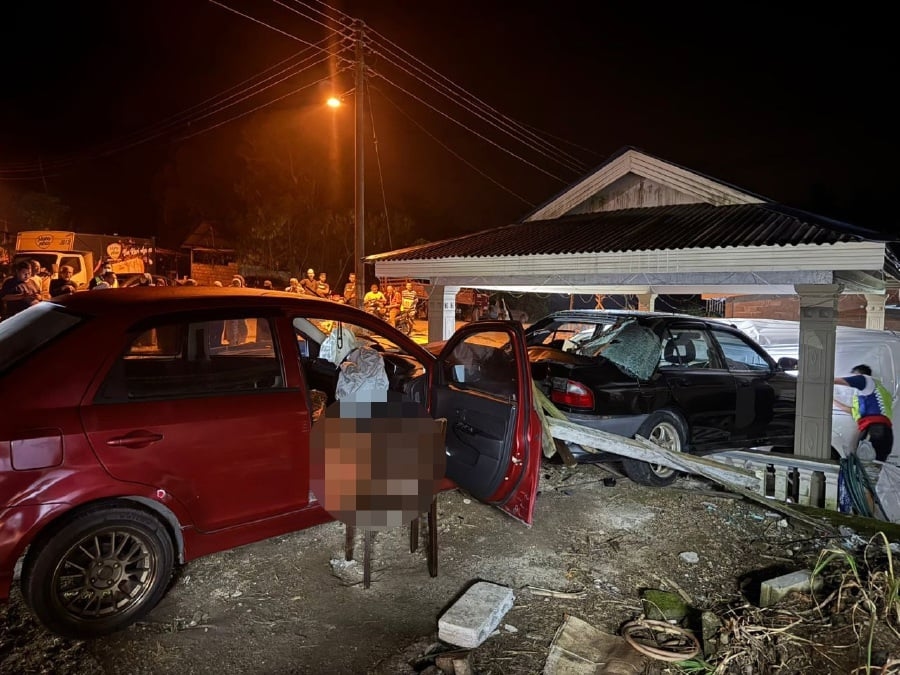 Man dies in collision with parked cars