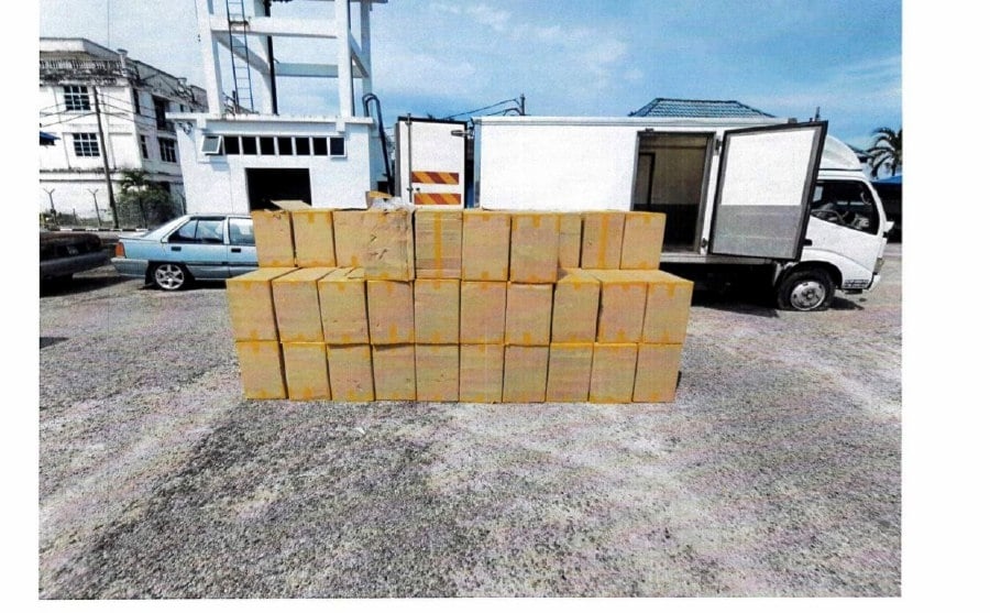 Marine police chase, open fire on 'tonto' vehicles and lorry smuggling cigarettes