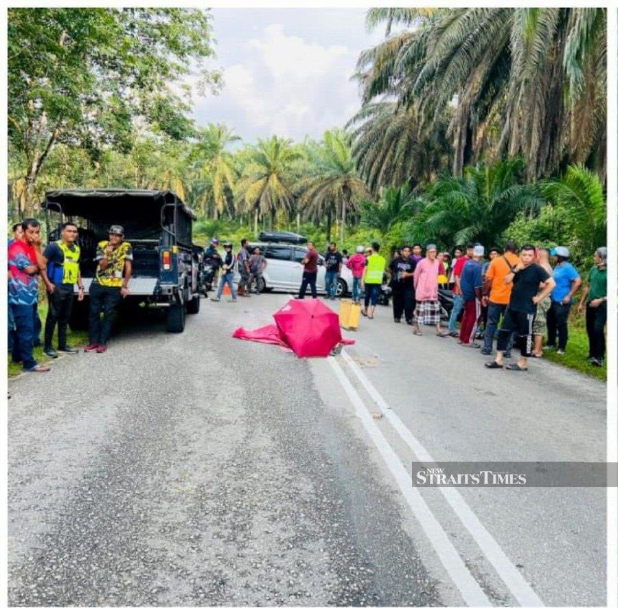 Teen girl dies days after crash that claimed mother's life