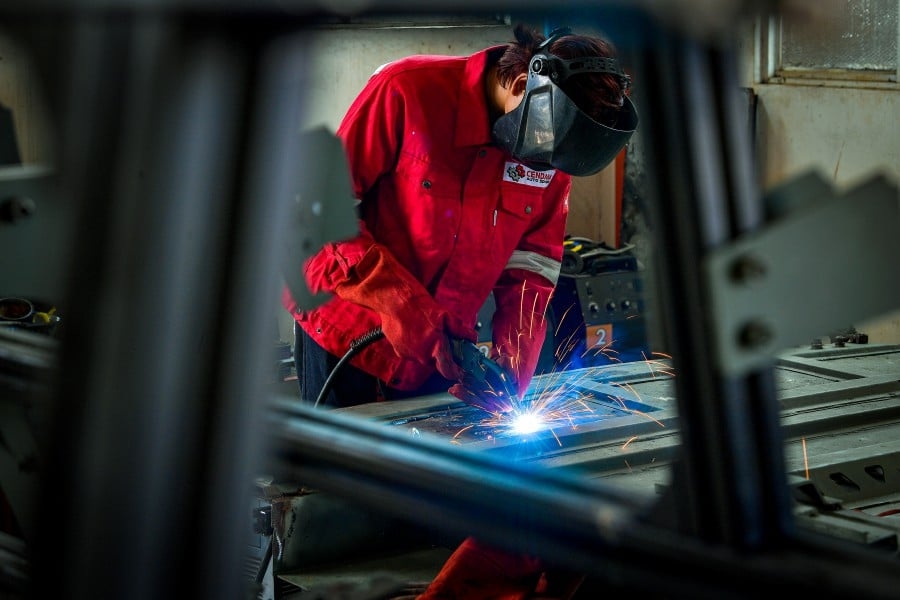 Prisons Dept liaising with 789 groups to provide jobs for parolees