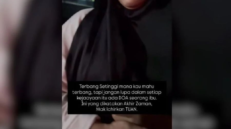 #SHOWBIZ: Mother of popular actress: She treats me like a 'mangy dog'