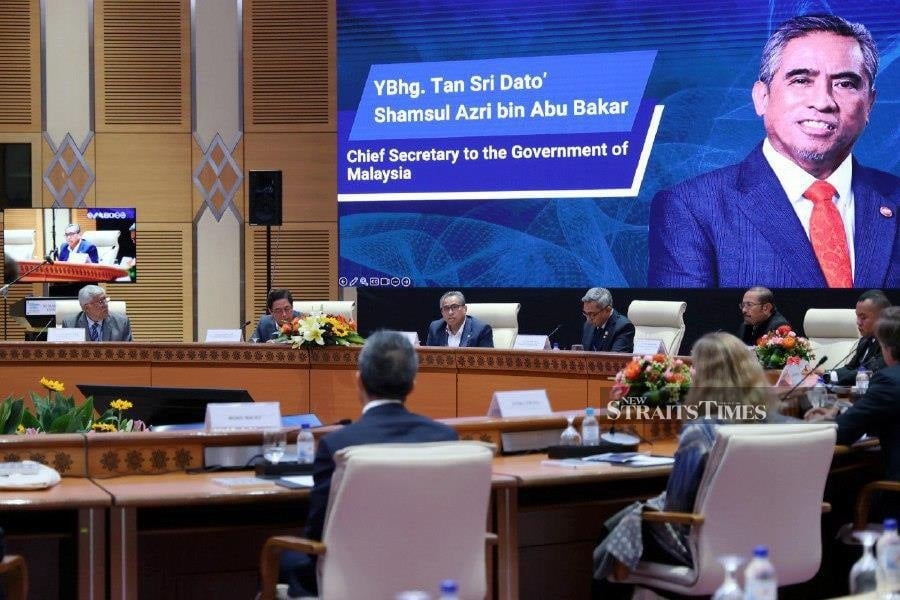 SPM flag error: Disciplinary action taken against officers