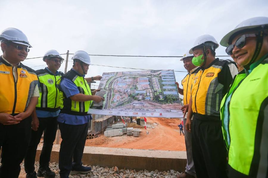 Bukit Kayu Hitam six-lane link road to Thai border on track for early completion