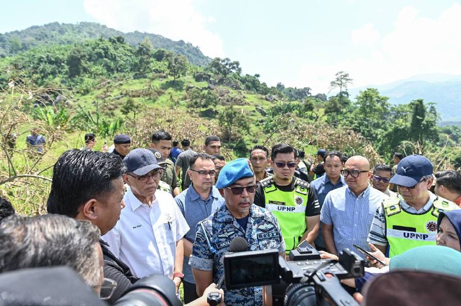 Sultan of Pahang shocked by 10,521ha land encroachment in Raub