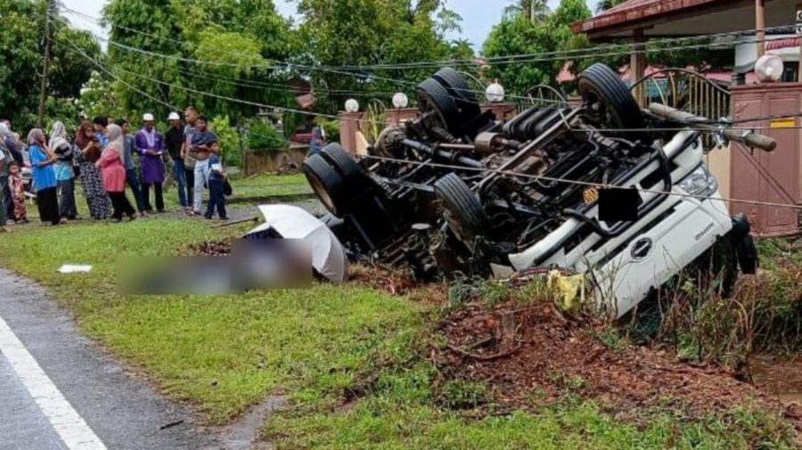 Cyclist killed after lorry overturns, crushing him
