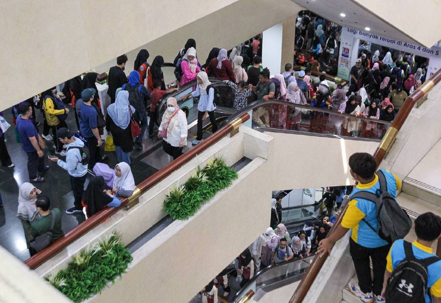 Books still alive and well amid digital age, say writers at KL Book Fair 2025