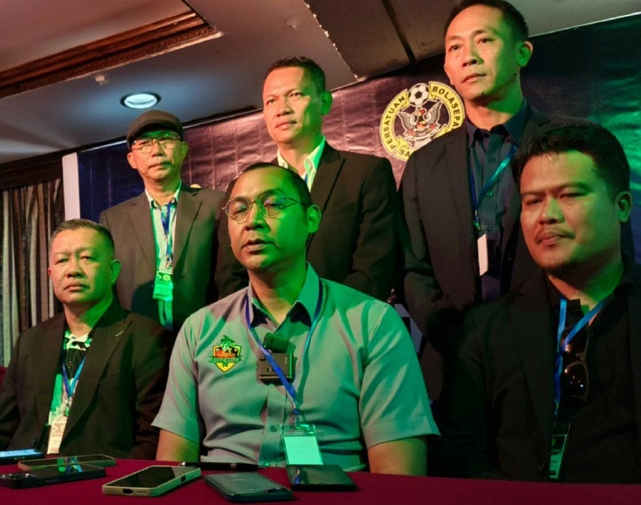 Tupong assemblyman wins FAS president's post unopposed