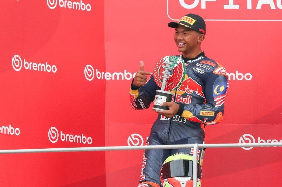 Race two fightback keeps Hakim Danish on top